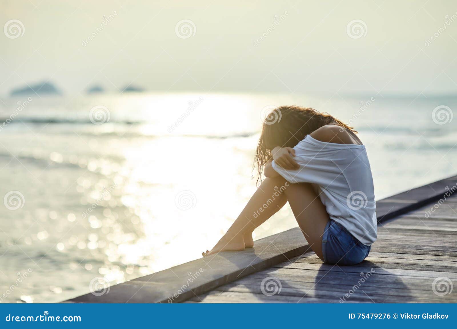 6 162 Femme Seule Triste Photos Libres De Droits Et Gratuites De Dreamstime