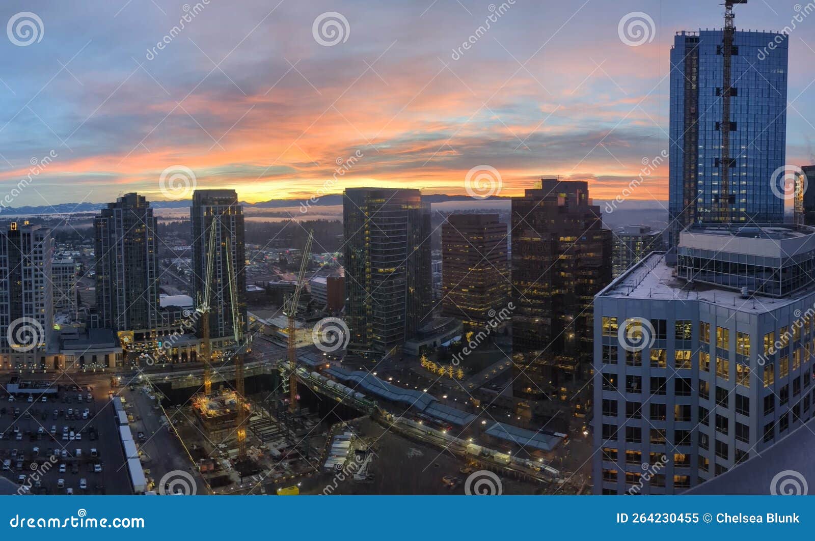 Bellevue Sunrise stock image. Image of downtown, landmark 264230455