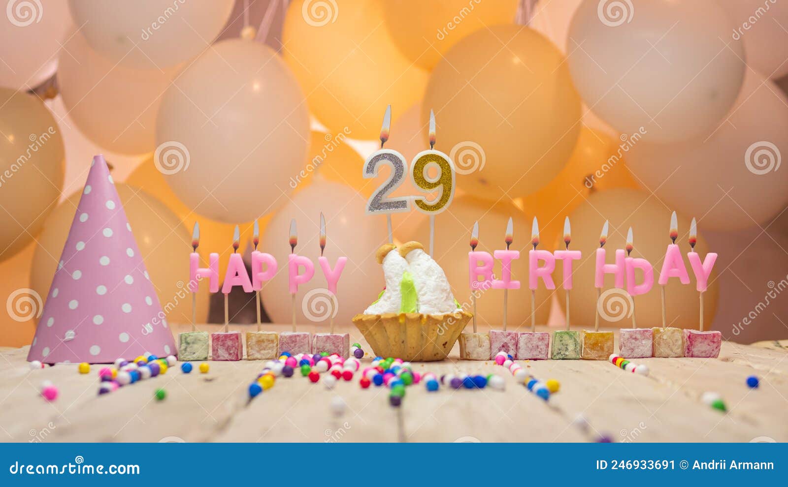 VELAS DE CUMPLEAÑOS CON NÚMEROS  Velas de cumpleaños, Números de cumpleaños,  Cumpleaños del alfabeto