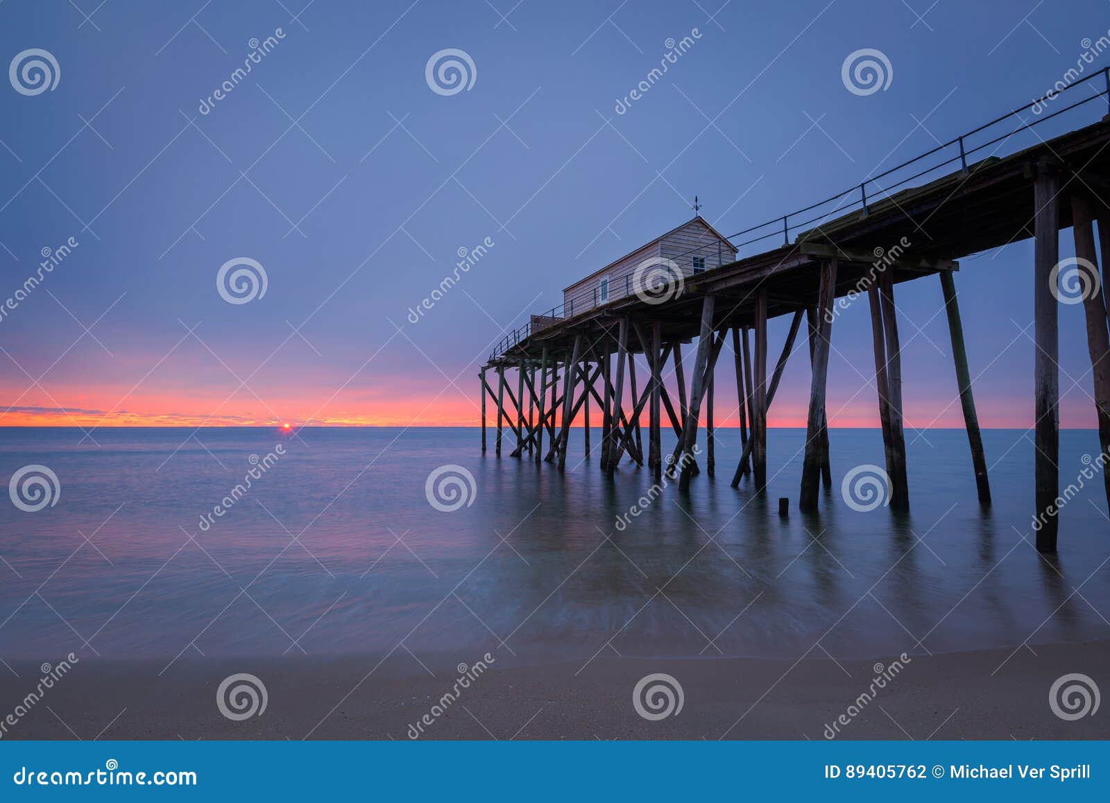 Belmar fishing pier hi-res stock photography and images - Alamy