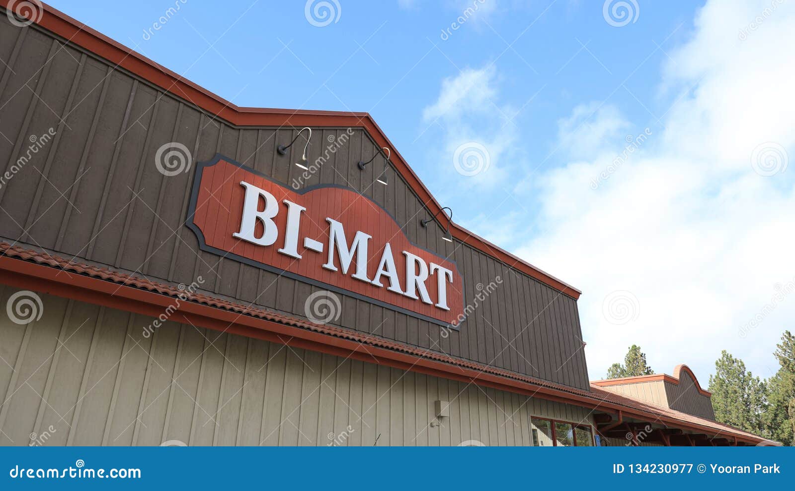 41 HQ Images Pet Food Stores Bend Oregon / Bend Food 4 Less - Grocery Store - Bend, Oregon | Facebook ...