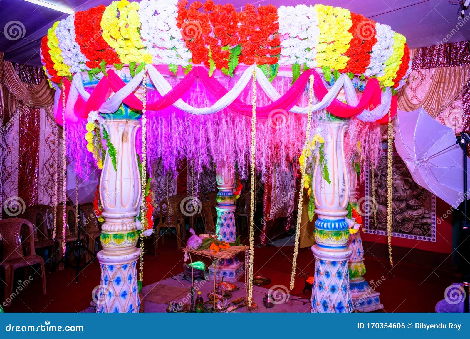 Top more than 128 bengali wedding mandap decoration super hot ...