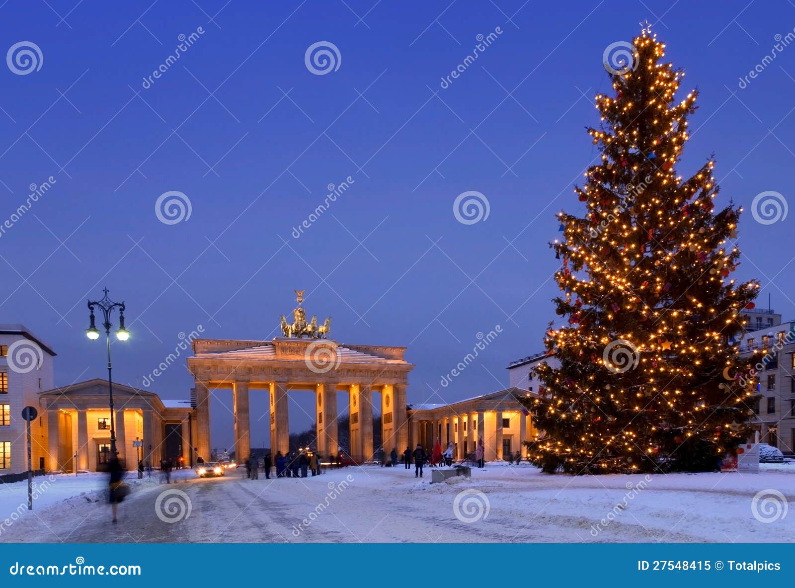 berlin christmas brandenburg gate