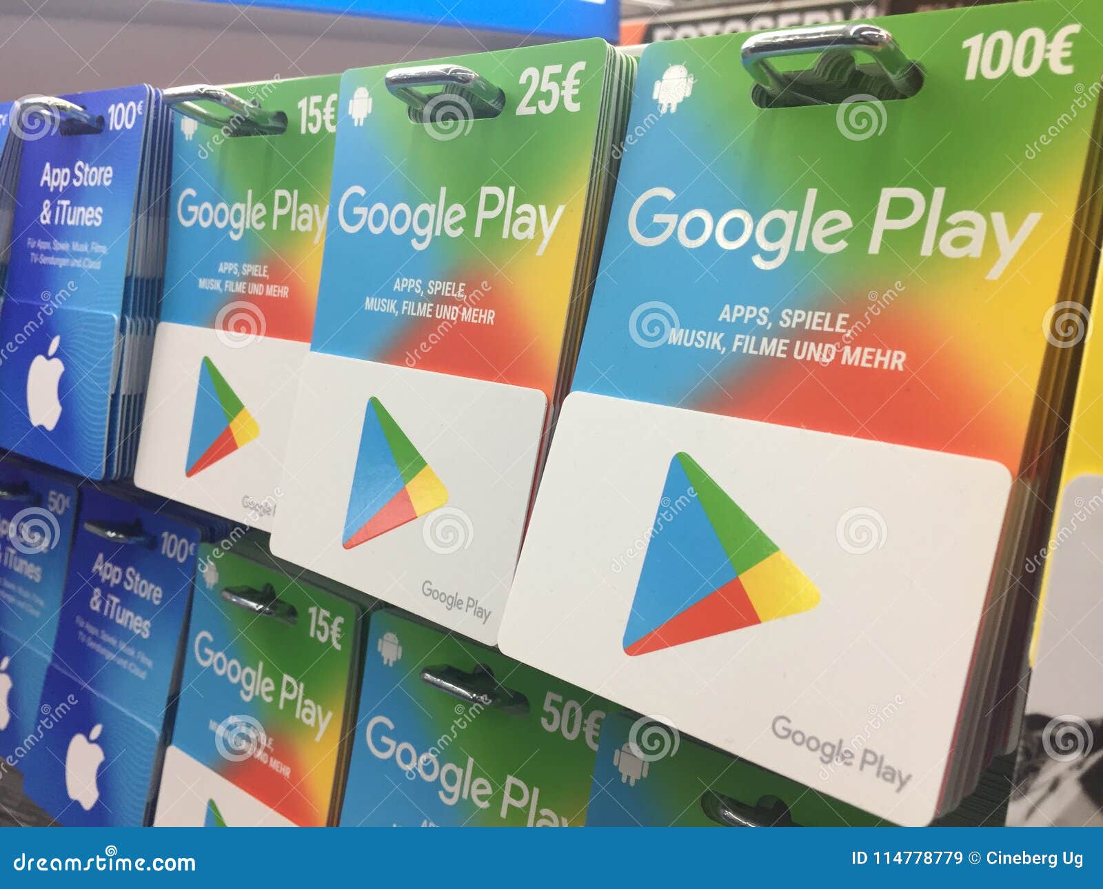 Viersen, Germany - June 9. 2021: Closeup of Apple app store iTunes and  Google Play voucher gift Cards in a row in shelf of german shop (Focus on  cente Stock Photo - Alamy