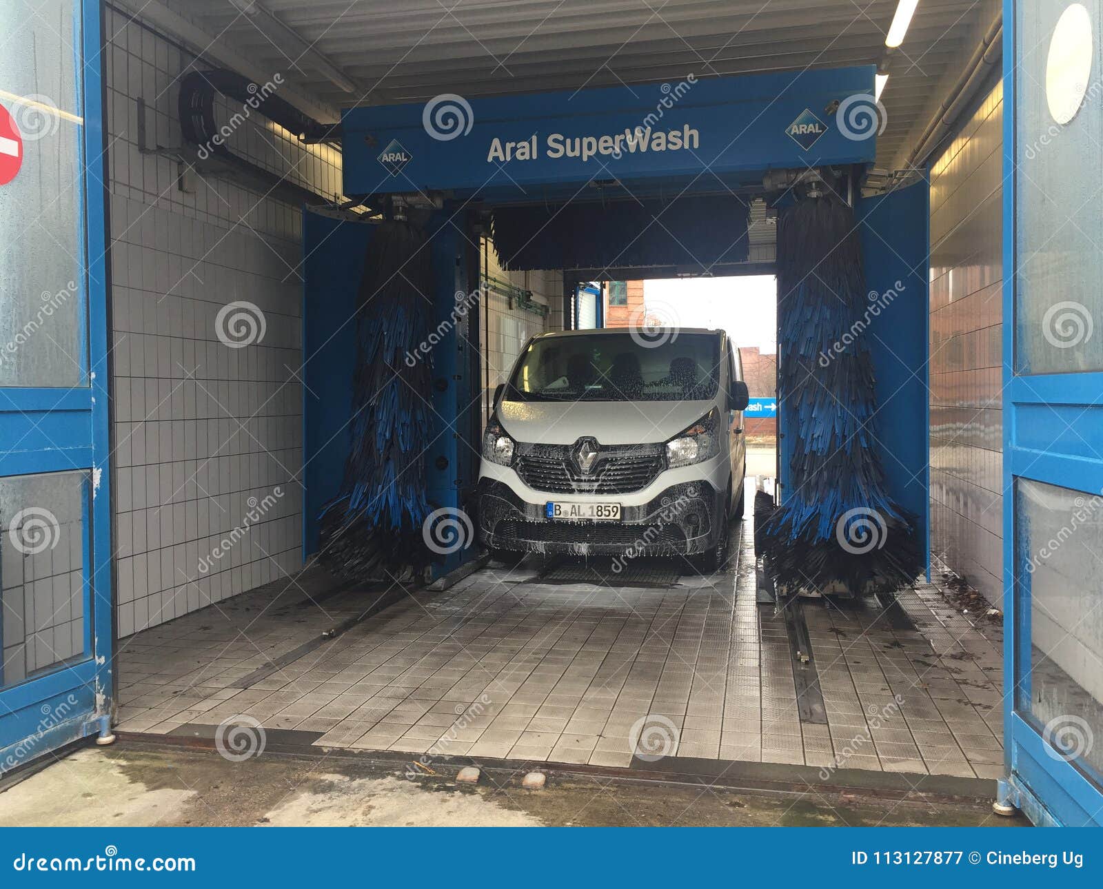 Car washing editorial photography. Image of vehicle 113127877