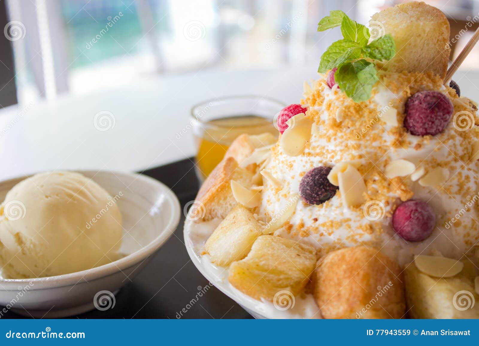 Berried Bingsu stock image. Image of glass, bingsu, fresh 77943559