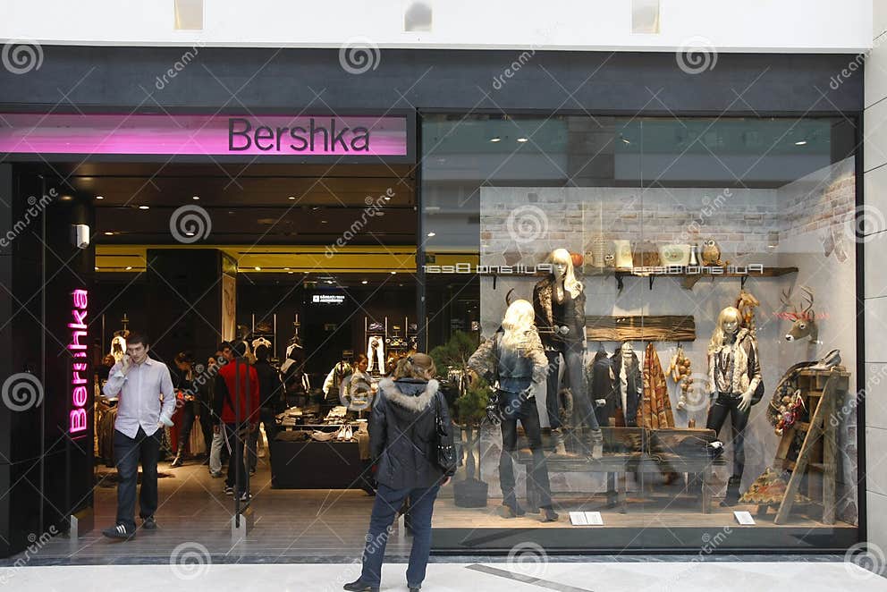 Bershka editorial stock photo. Image of customer, trade 26038248