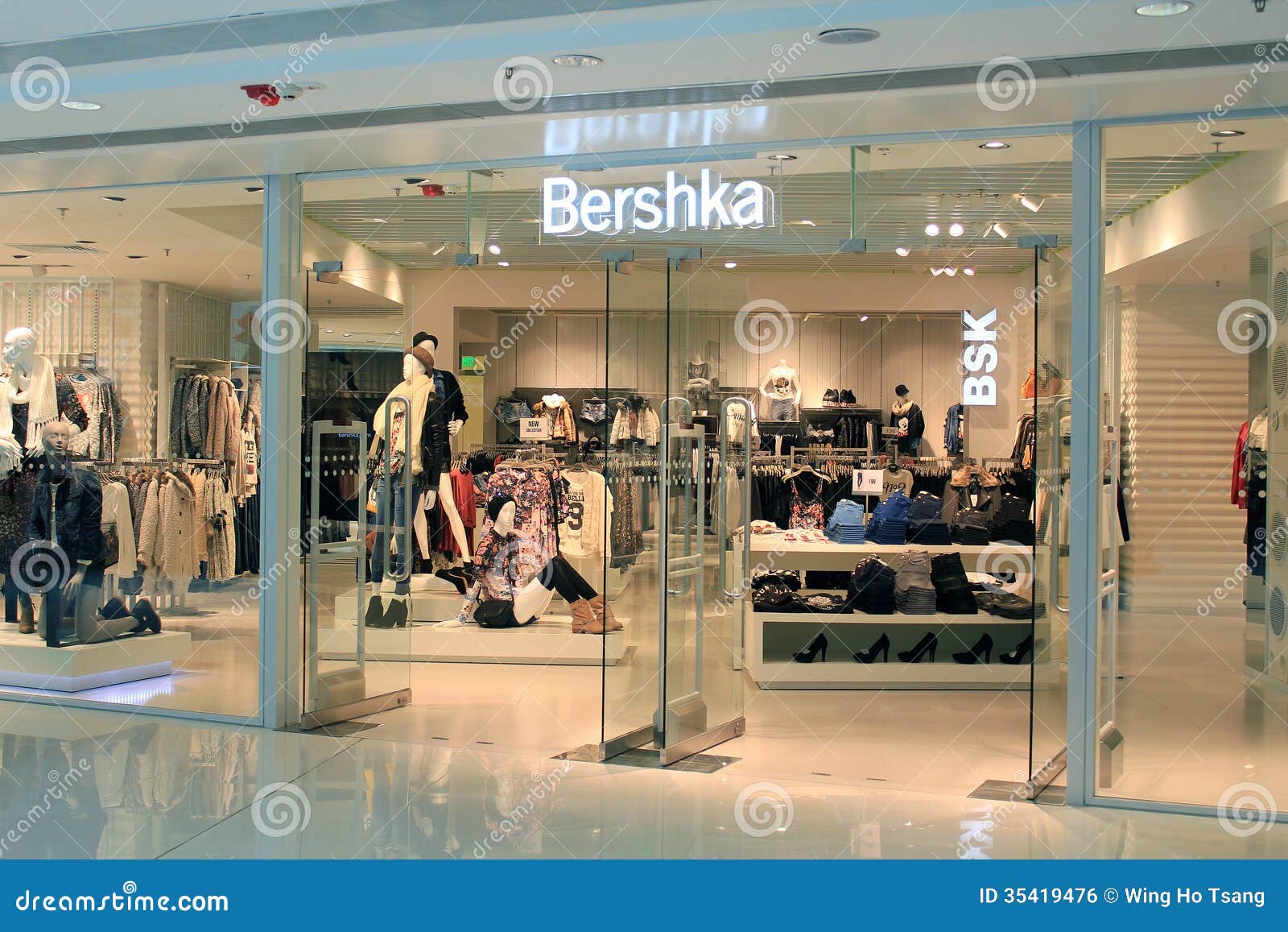 Bershka In Hong Kong Editorial Photo - Image: 35419476