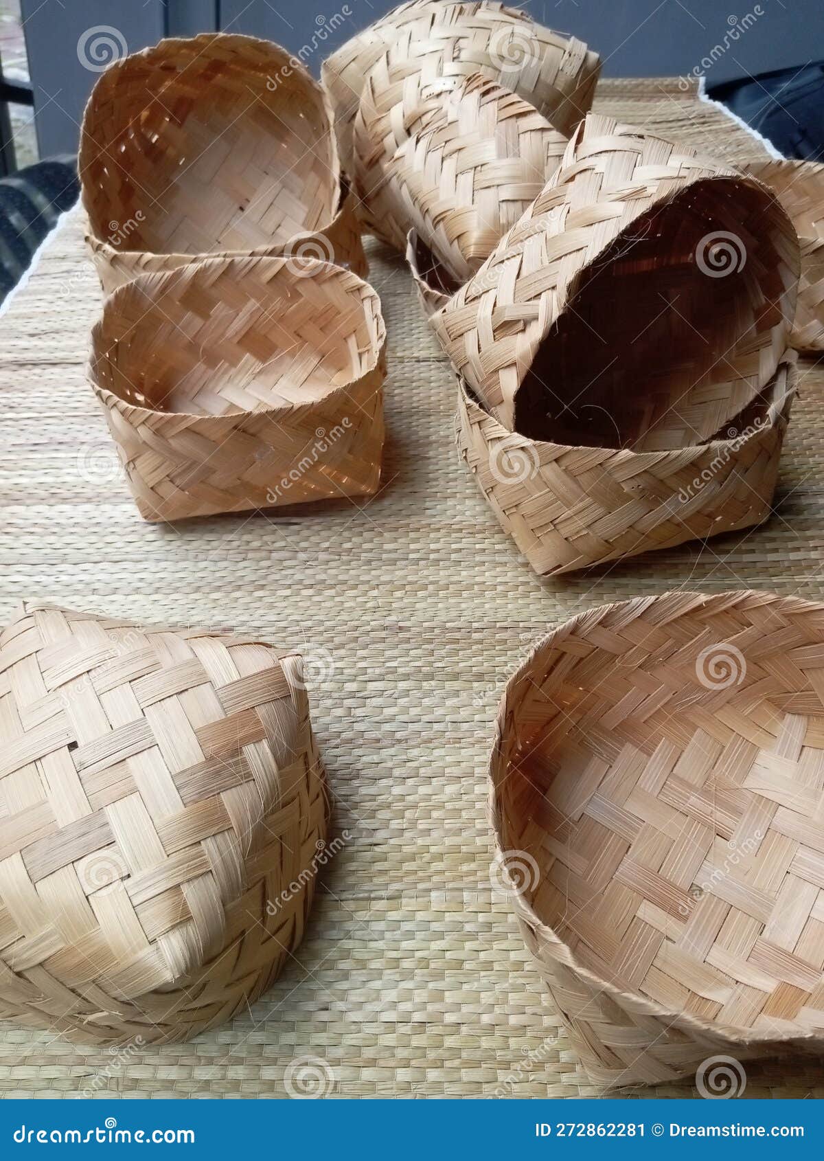 besek tradisional bamboo container