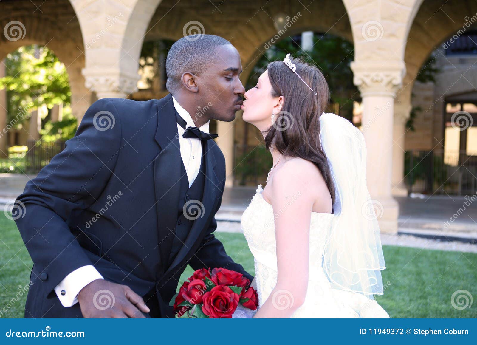 Interracial que data hombre blanco negro mujer