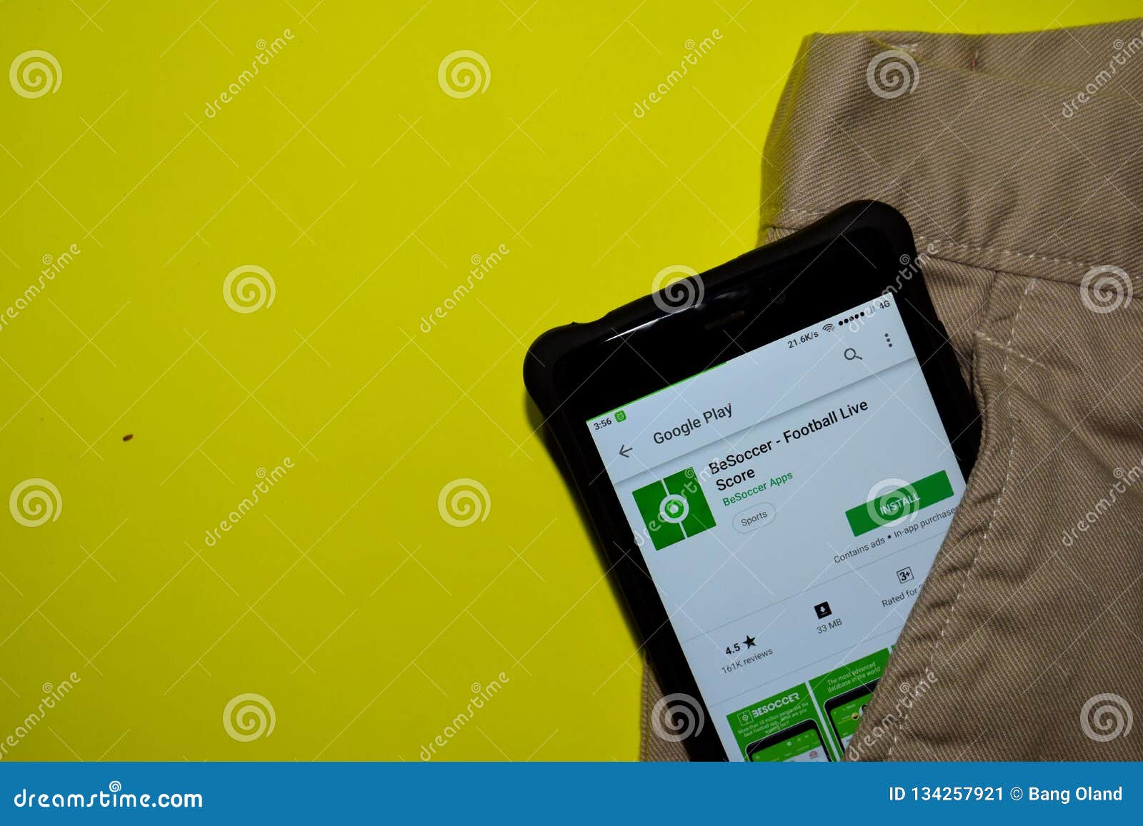 BeSoccer - Fußball-Live Score App-Entwickler-Anwendung Auf Smartphone-Schirm Redaktionelles Foto