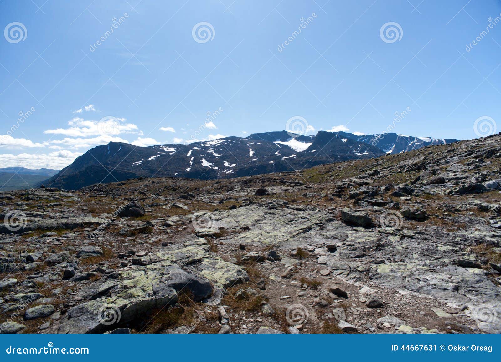 Besseggen Ridge en el parque nacional de Jotunheimen, Noruega