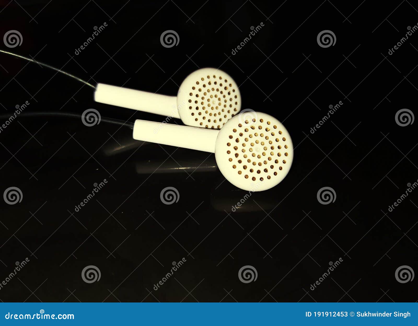 Best Earphone Stereo White Safe for Ears Stock Image Image of