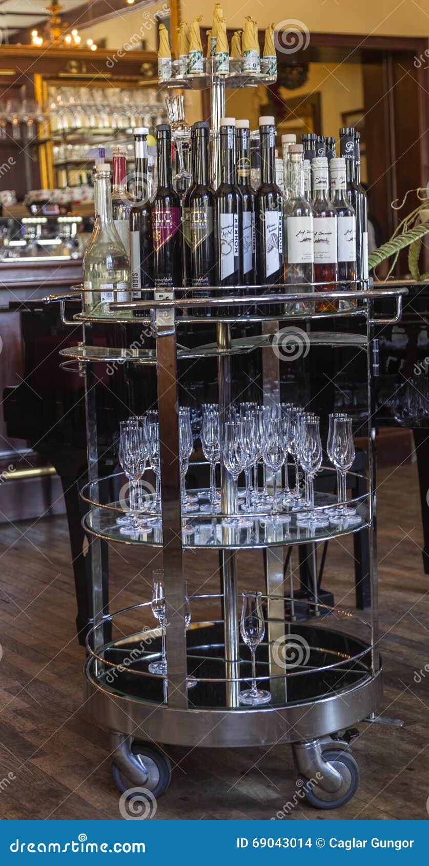 Beverage Stand editorial stock image. Image of linz, alcohol 69043014