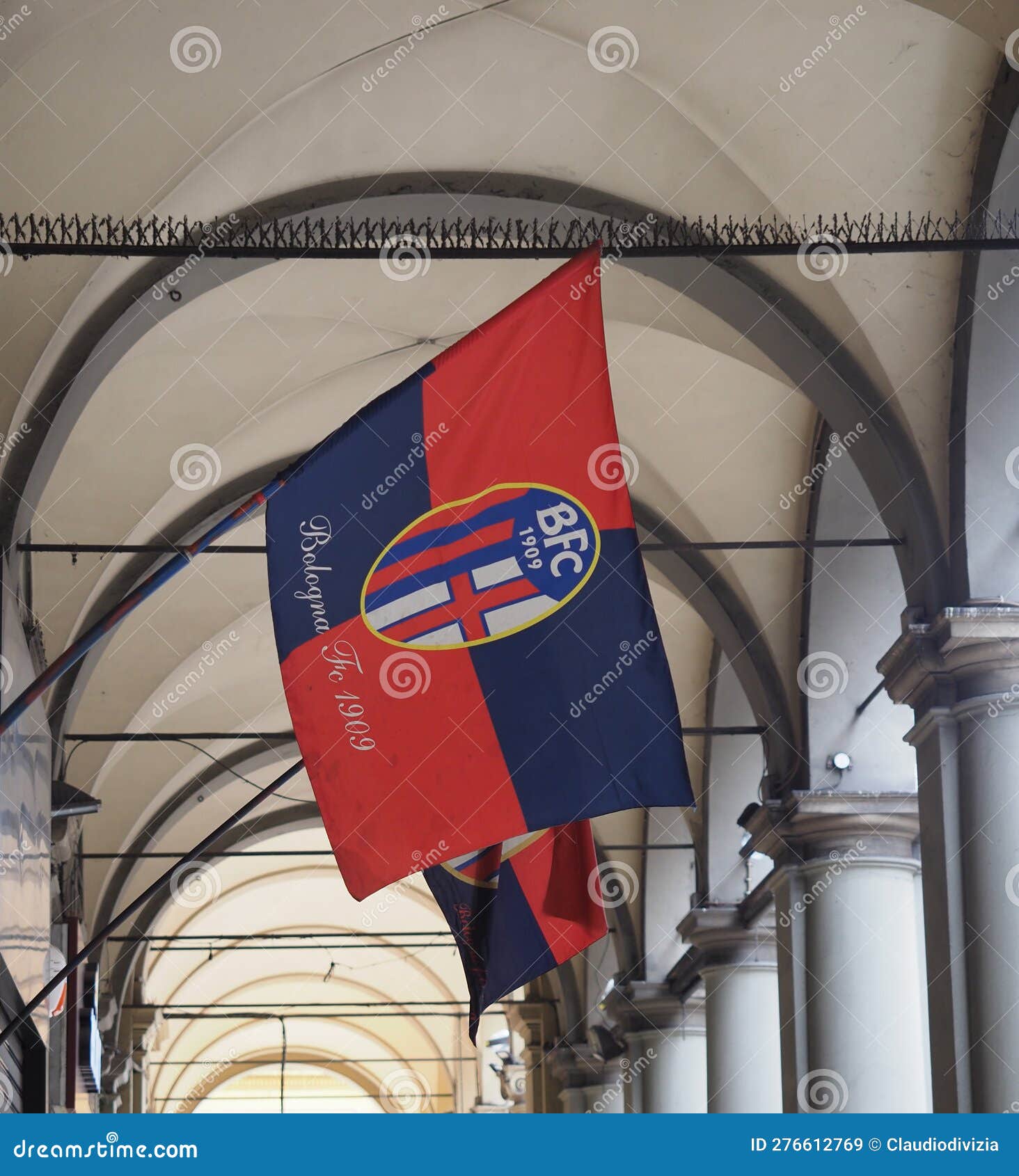 Bfc Bologna Football Club 1909 Flag Em Bologna Imagem de Stock Editorial -  Imagem de editorial, esporte: 276612769