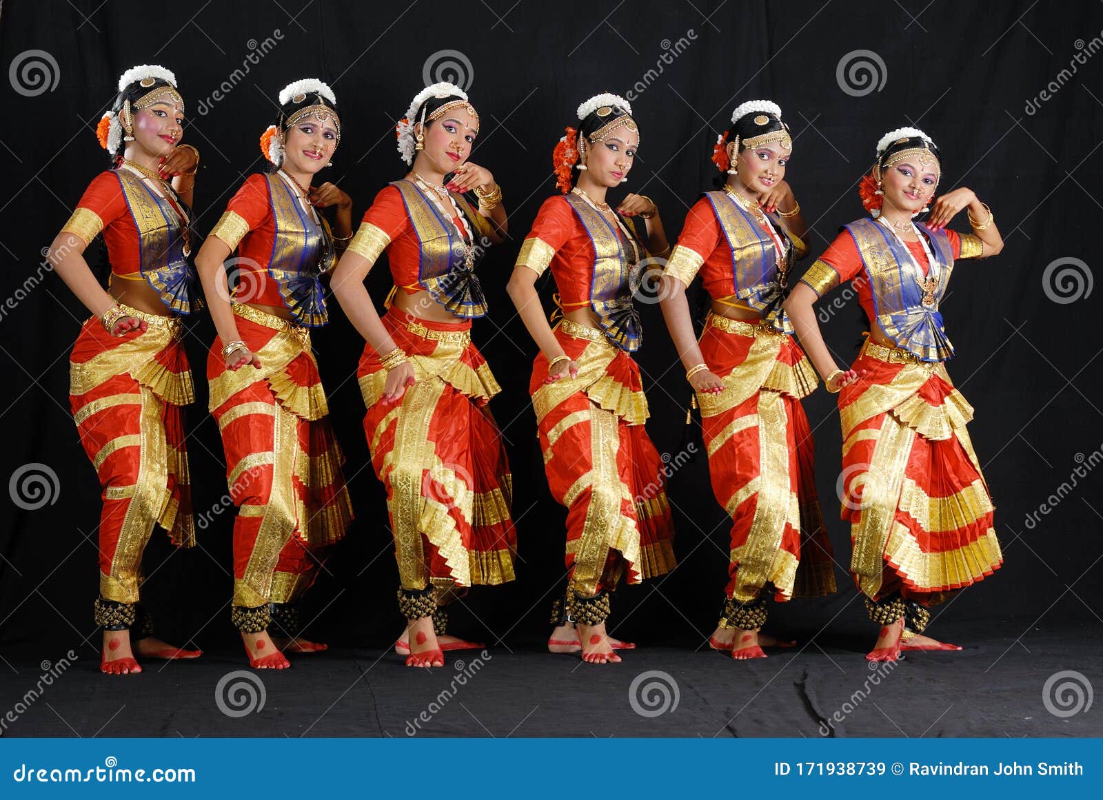 BHARATNATYAM | Dance photography poses, Dance picture poses, Dance poses