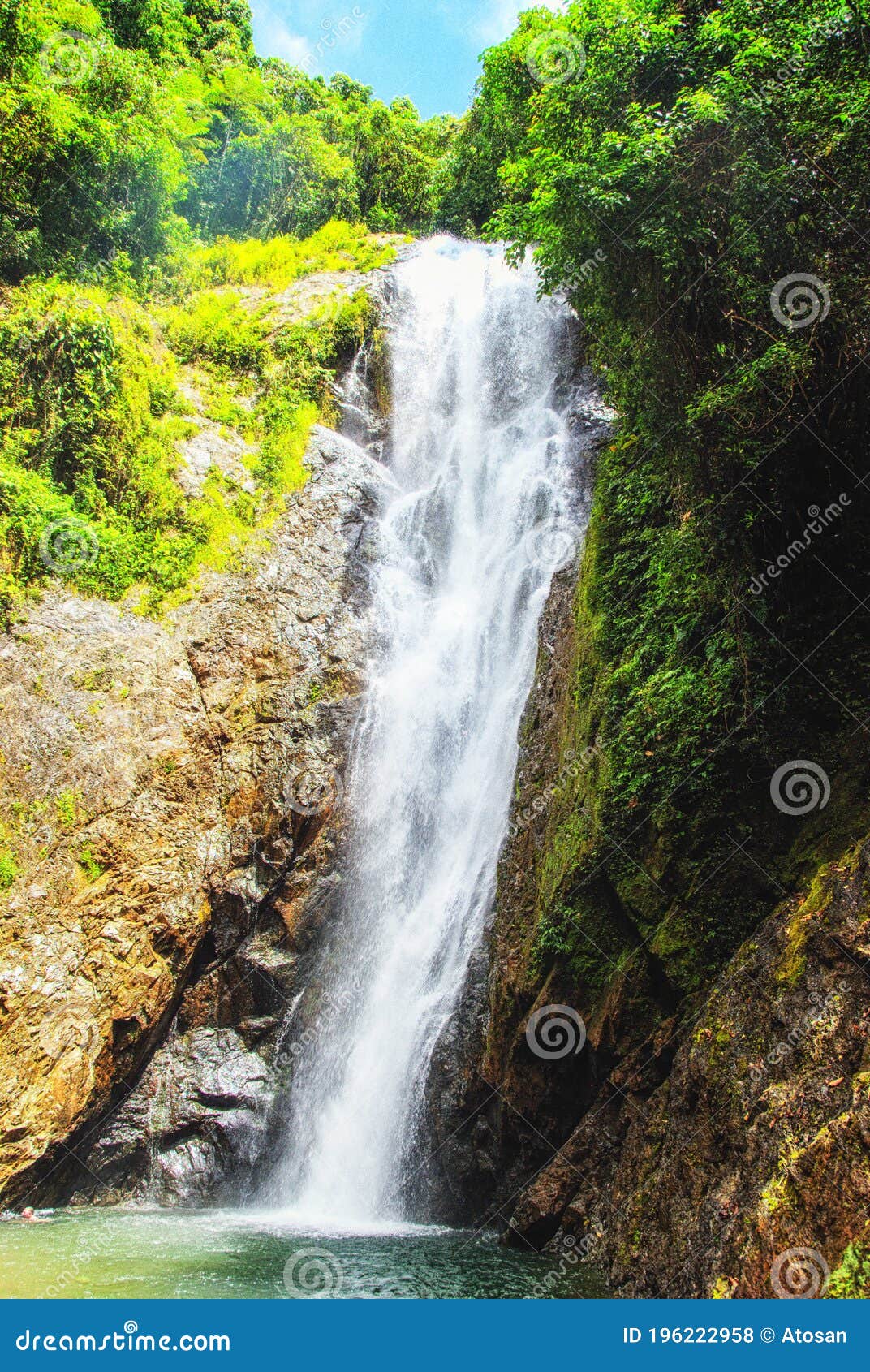 the biausevu waterfall