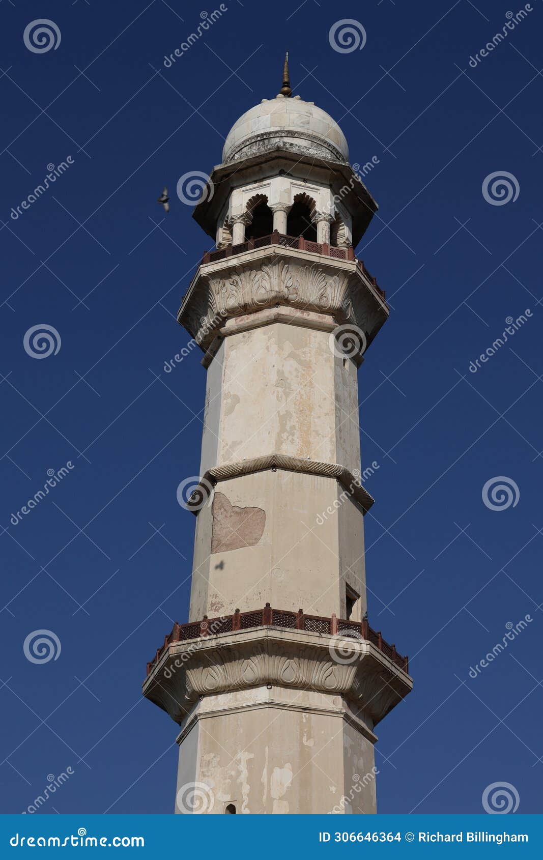 minaret, bini-ka maqbaba mausoleum, aurangabad, maharashtra, india