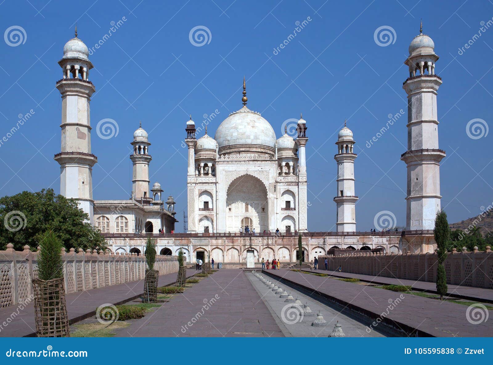 bibi ka maqbara tomb in aurangabad, maharashtra, india