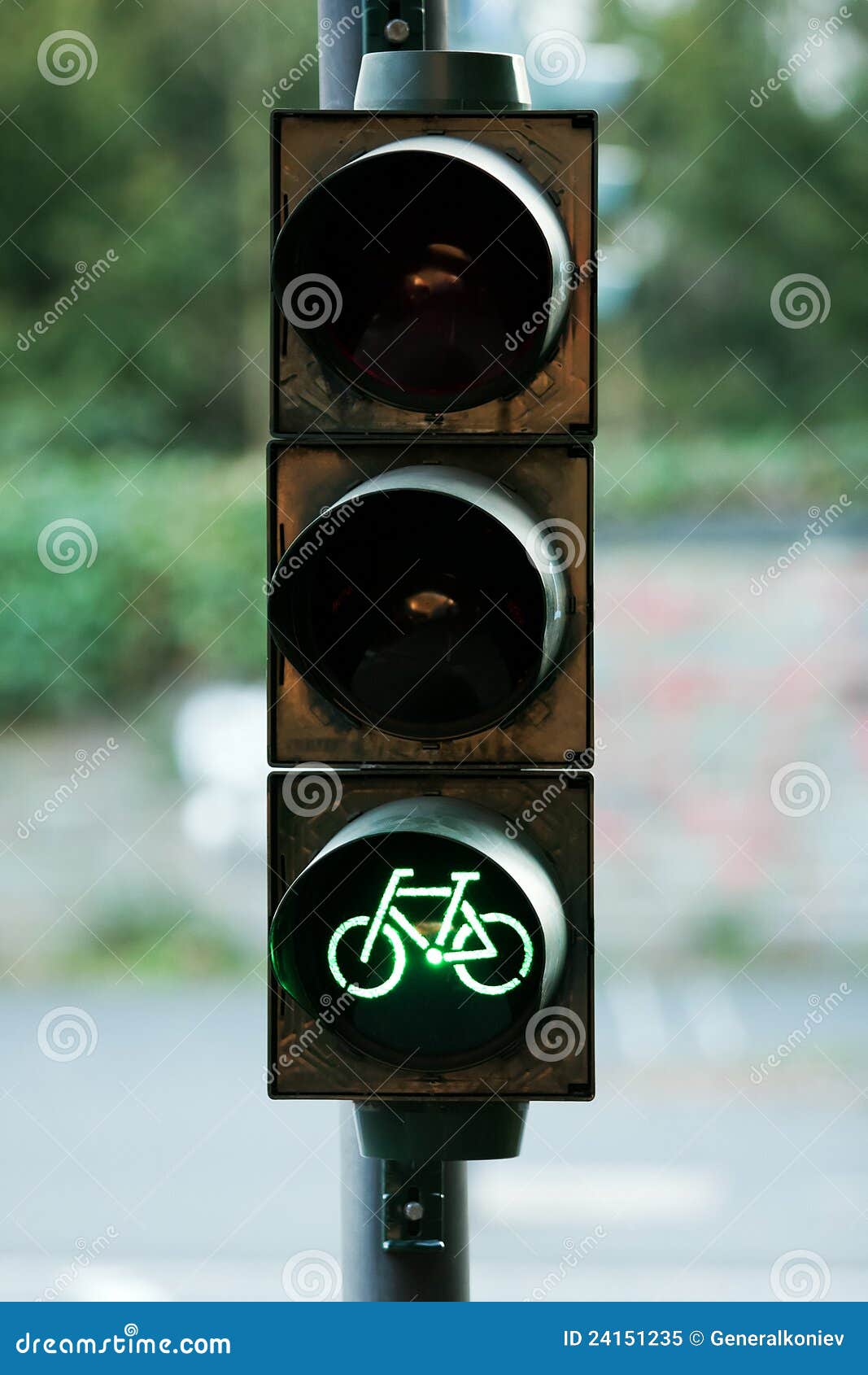 Bicycle green light stock image. Image of travel, sign 24151235