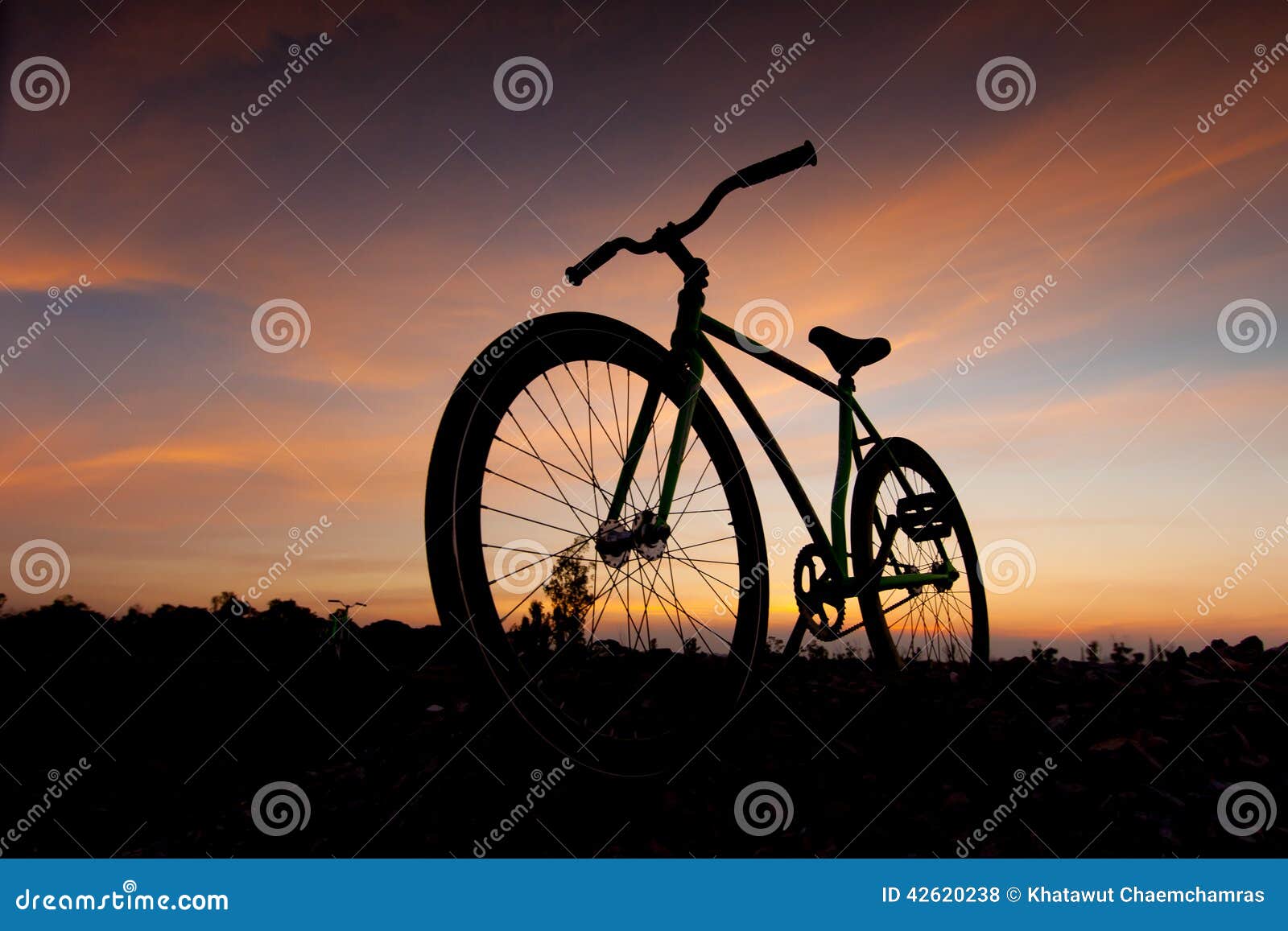 plan bicyclette ciel buissyne