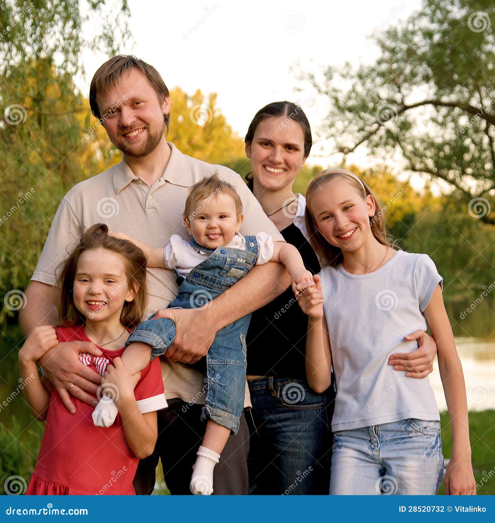 Big Family, Father, Mother And Three Daughters Stock Photography