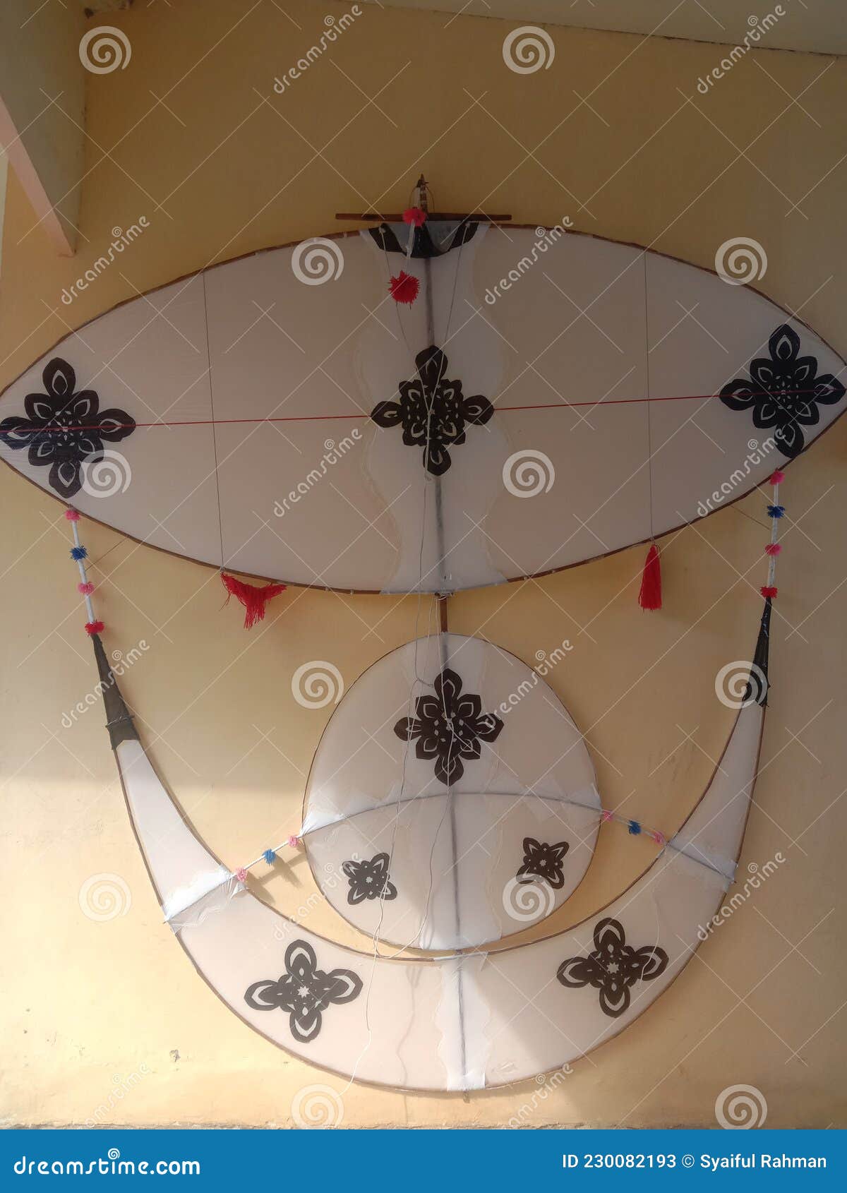 Big kite ready to fly stock image. Image of design, lighting 230082193