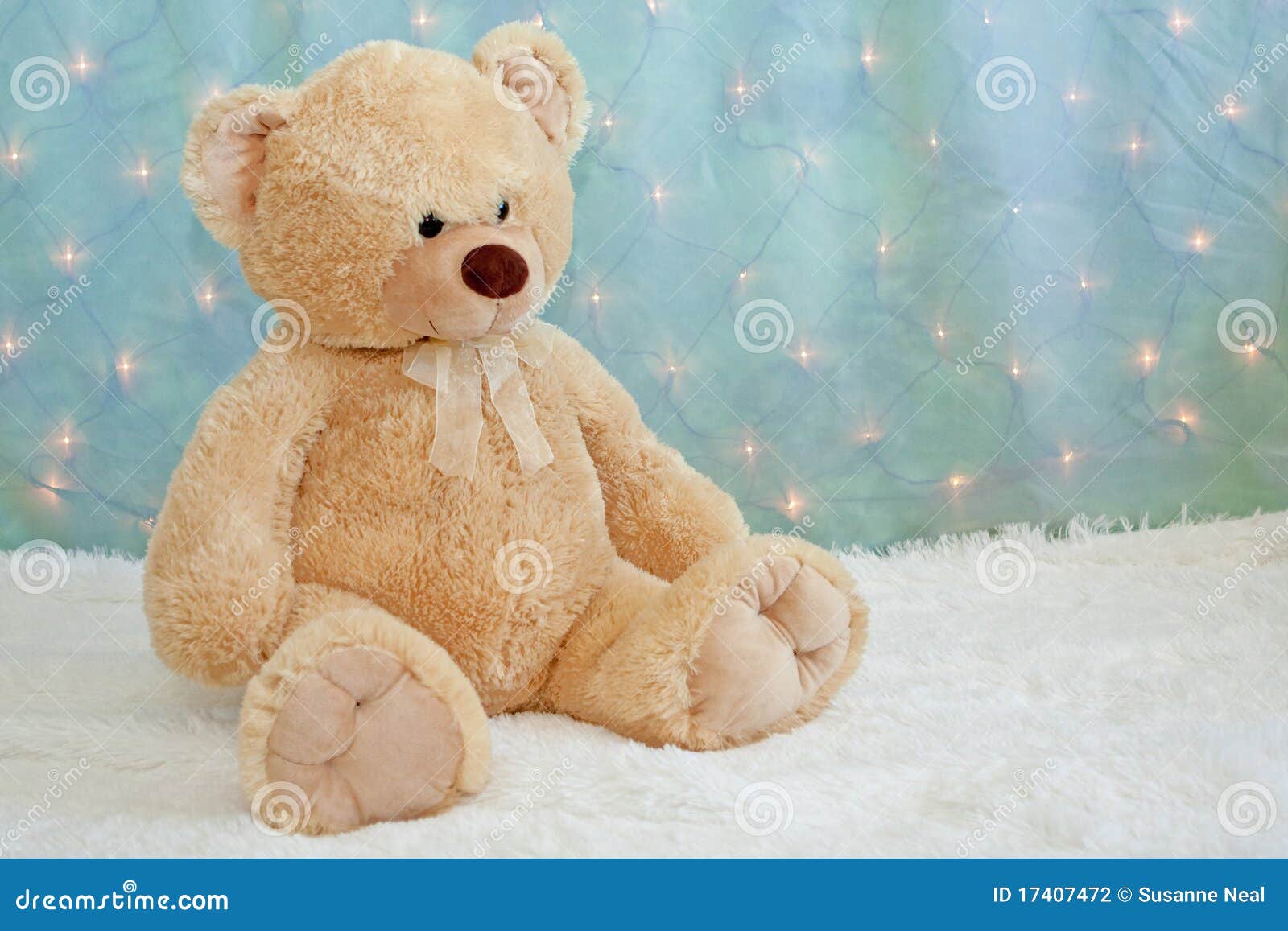 Big Teddy Bear on Furry White Blanket Stock Photo Image of large, smile 17407472