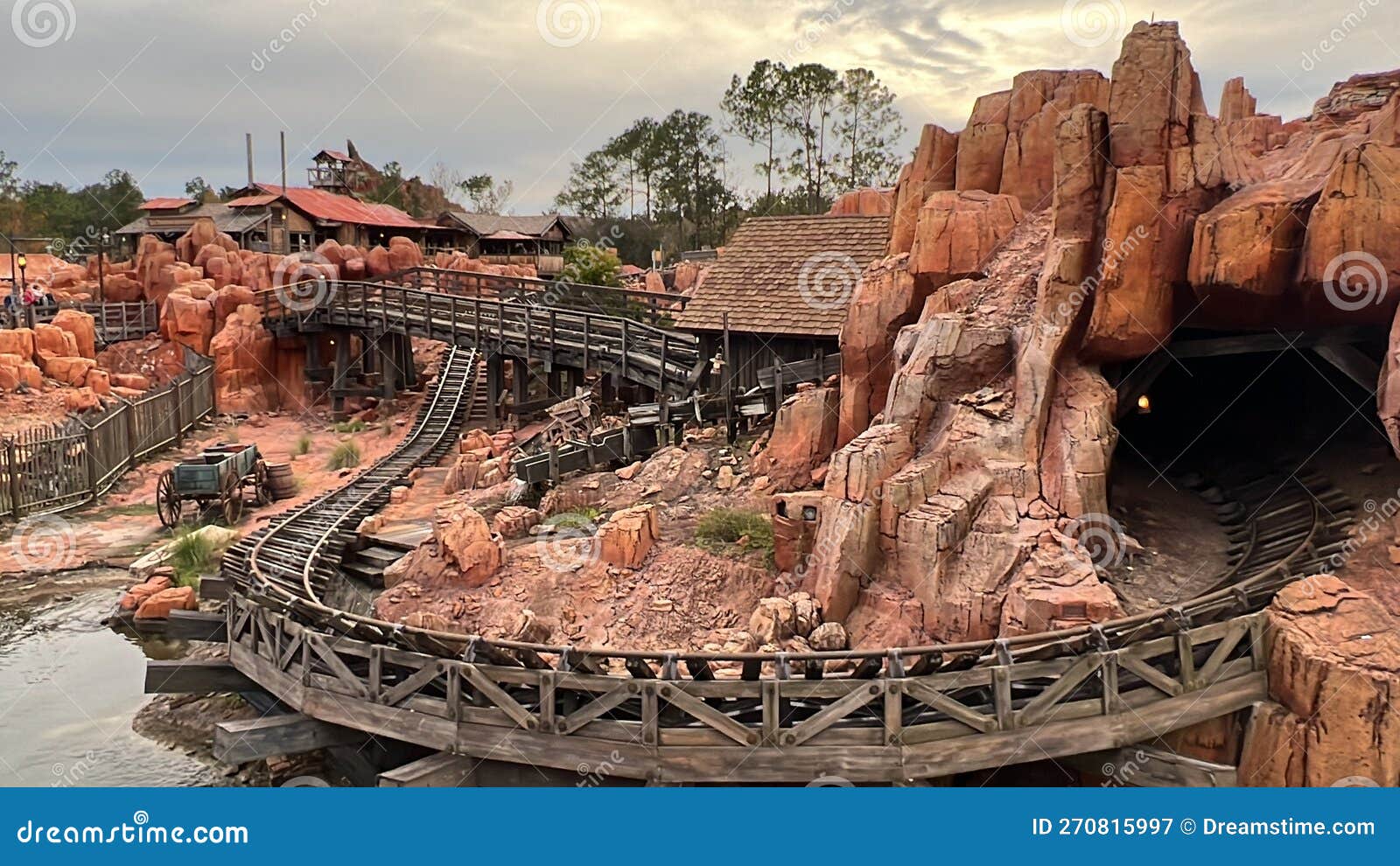 Big Thunder Mountain Railroad, Magic Kingdom