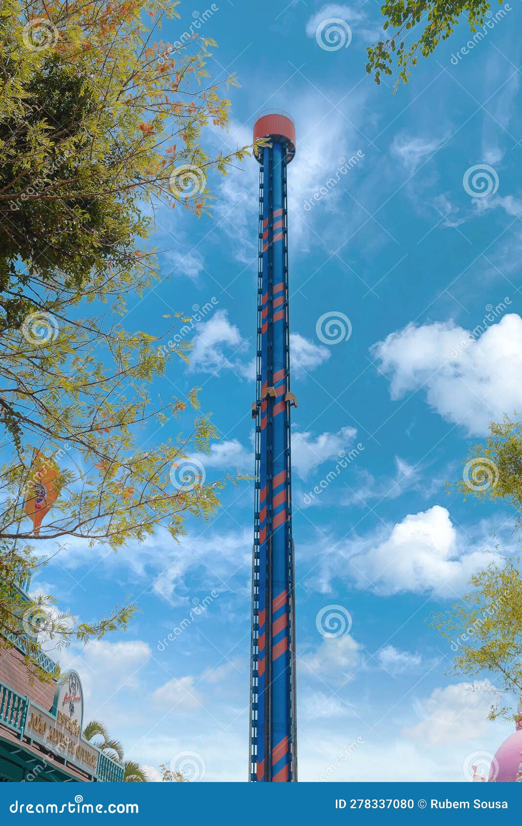 Big Tower - the Highest Toy in the Park - Beto Carrero World - Santa  Catarina . Brazil Stock Photo - Image of electricity, nature: 278337080