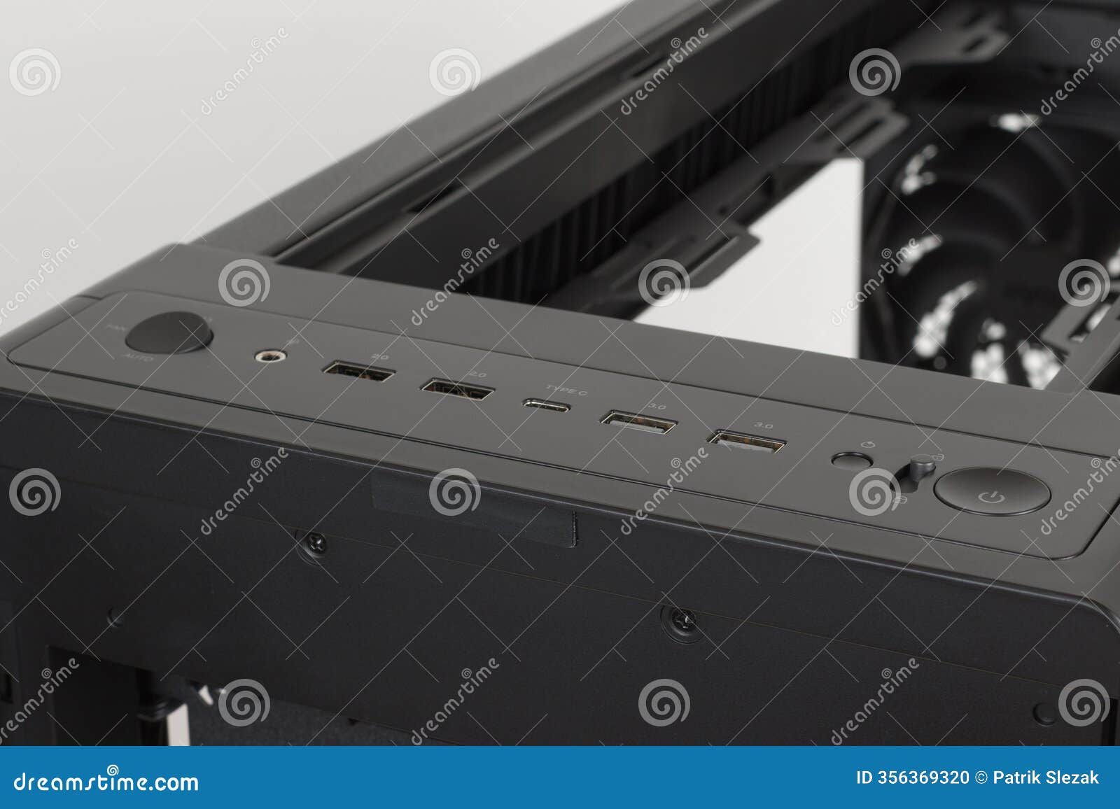 big tower, pc case, close up of the top of the computer case, connectors fan speed control, usb 2.0, usb 3.2 gen 1, usb-c,