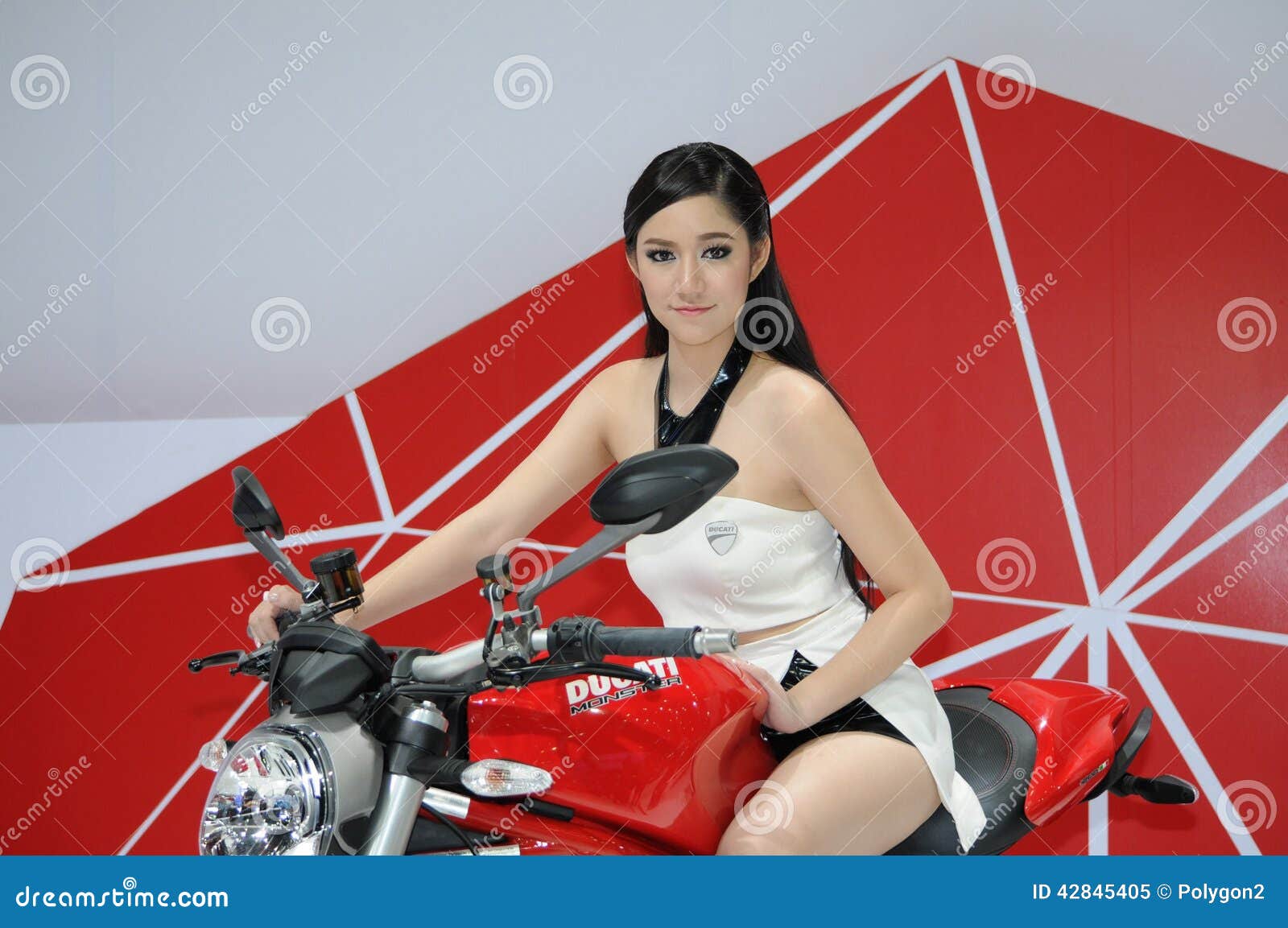 Bike model editorial image. Image of woman, model, bike 42845405