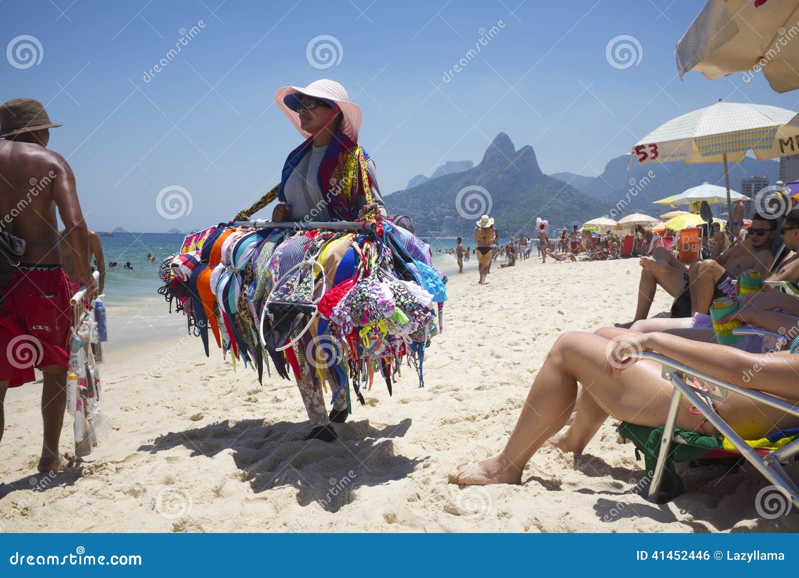 shilling Og Resonate Bikini Vendor Ipanema Beach Rio De Janeiro Brazil Editorial Photo - Image  of selling, brazilian: 41452446