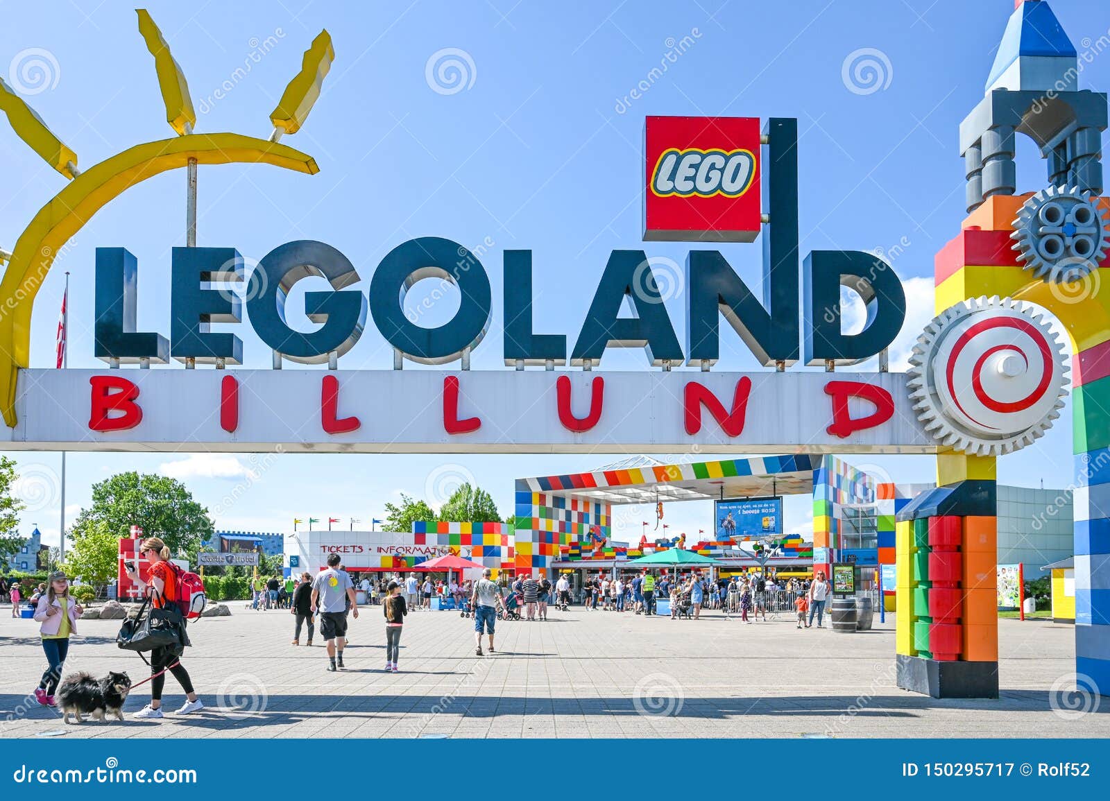 lemmer Kollektive Biprodukt Legoland in Billund, Denmark Editorial Photography - Image of landmark,  danish: 150295717