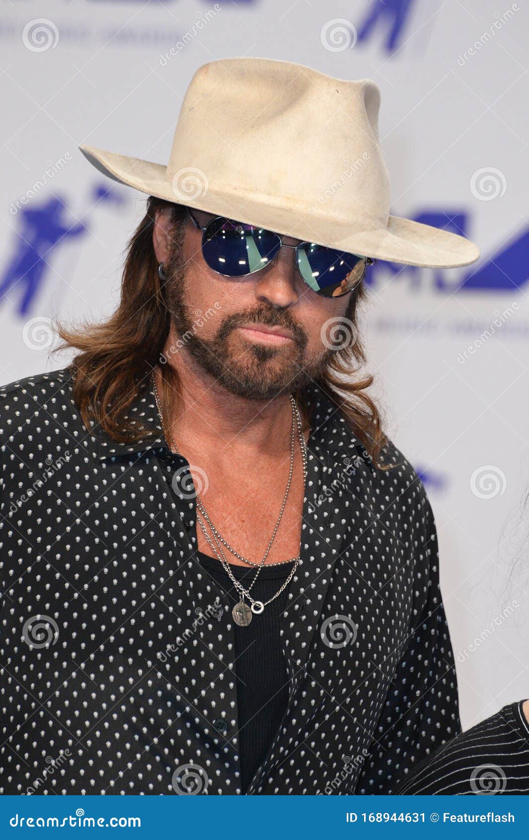 1065px x 1689px - Billy Ray Cyrus editorial photo. Image of billy, awards - 168944631