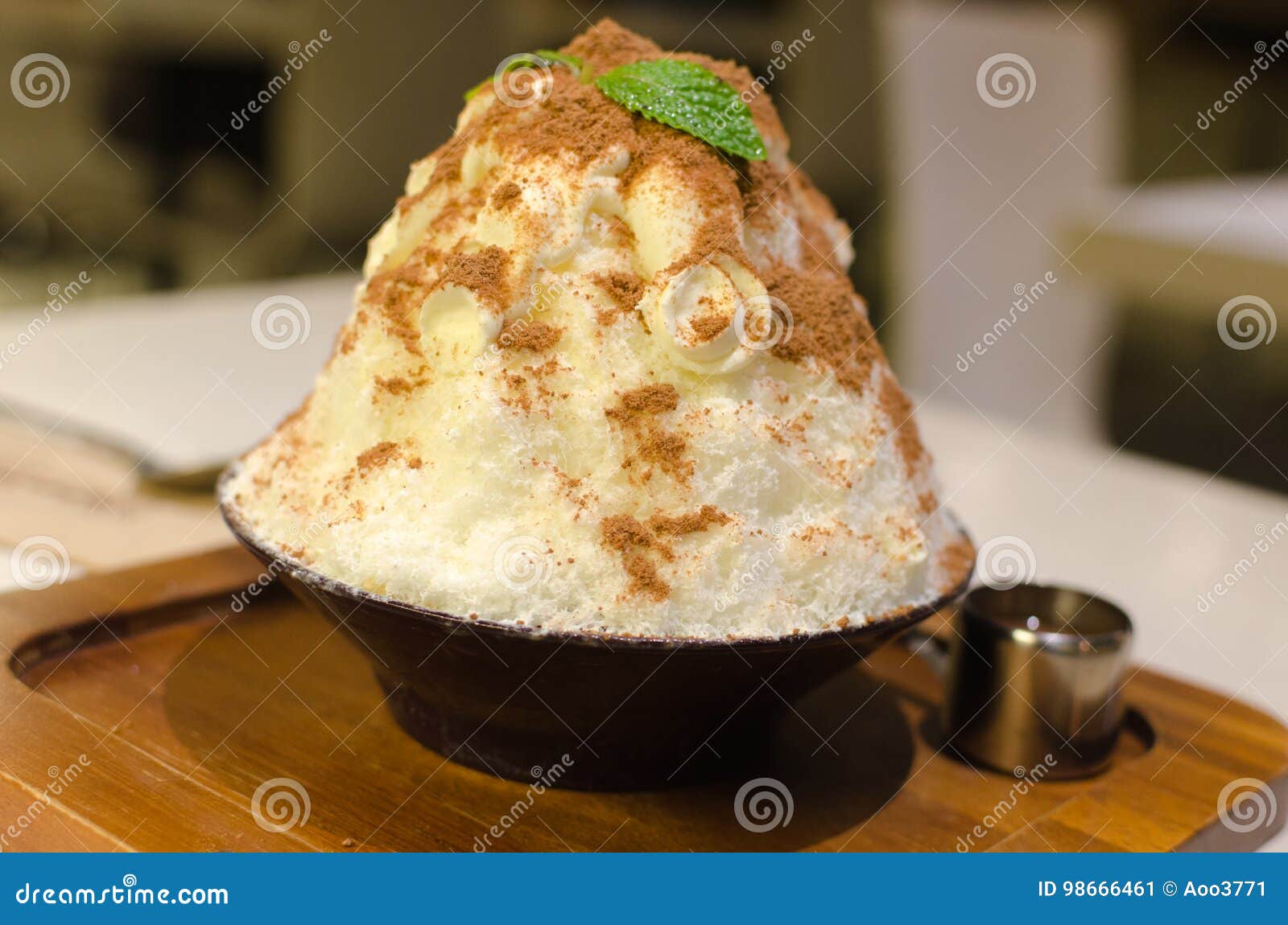 Bingsoo stockbild. Bild von kaffee, milch, gesund, eingefroren 98666461
