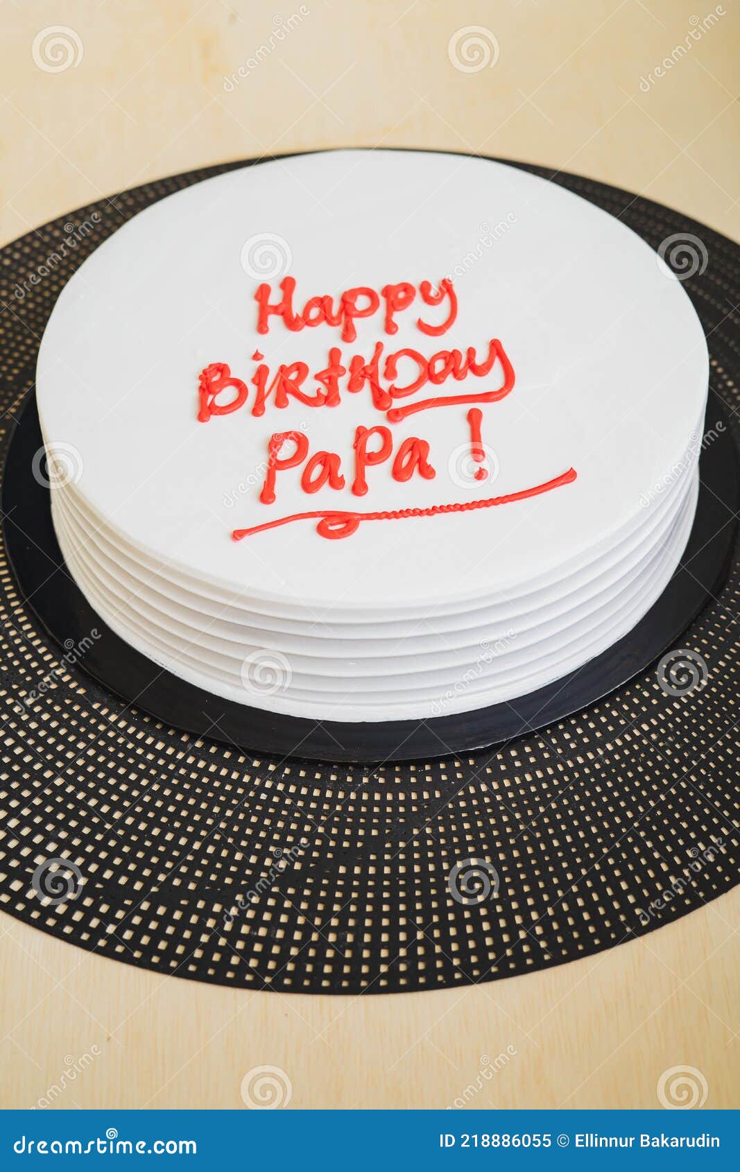 Birthday Cake for Dad Written `Happy Birthday Papa` on the Table ...