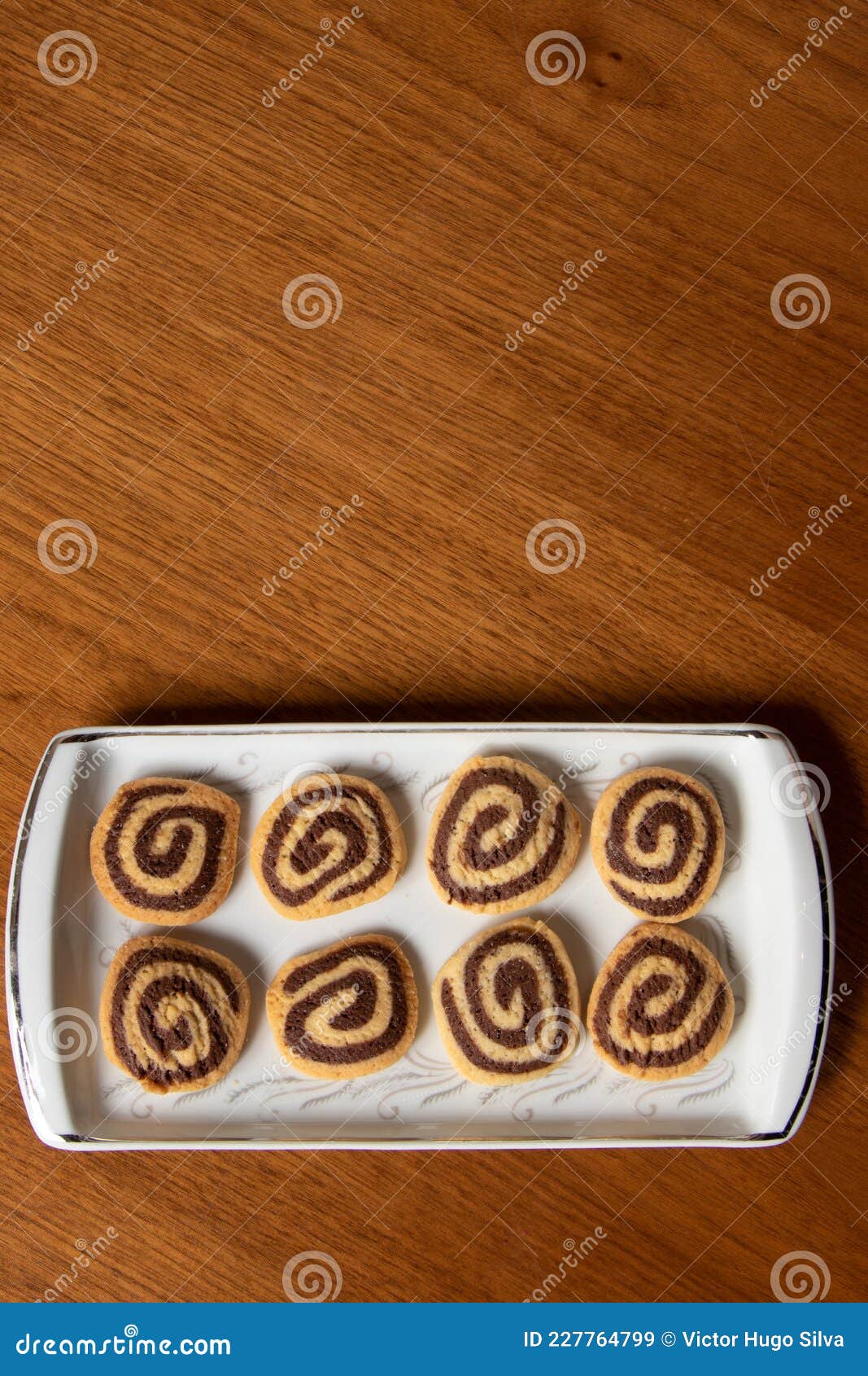 biscoito amanteigado com espiral de chocolate