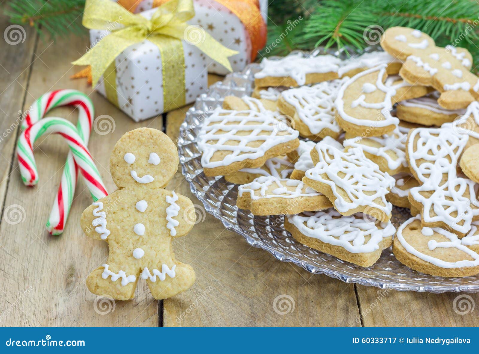 Biscotti Di Natale Al Burro.Biscotti Di Biscotto Al Burro Casalinghi Di Natale Immagine Stock Immagine Di Festa Natale 60333717