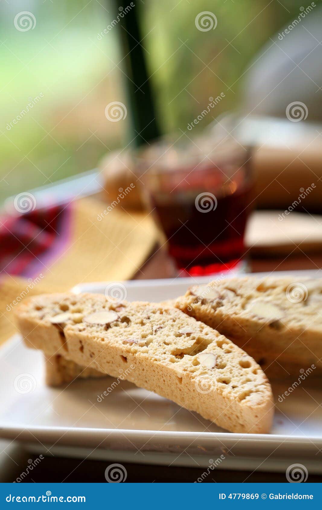 Biscotti an red Wine stock image. Image of butter, cookie 4779869