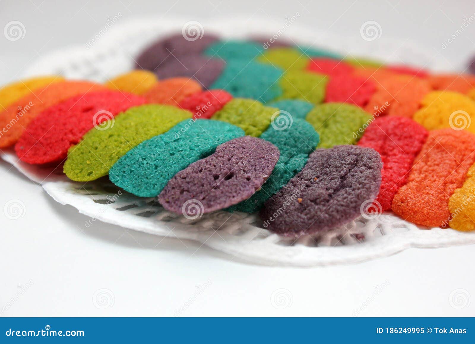 `Biskut Pelangi Lidah Kucing` is a Colorful `Biskut Pelangi Lidah 