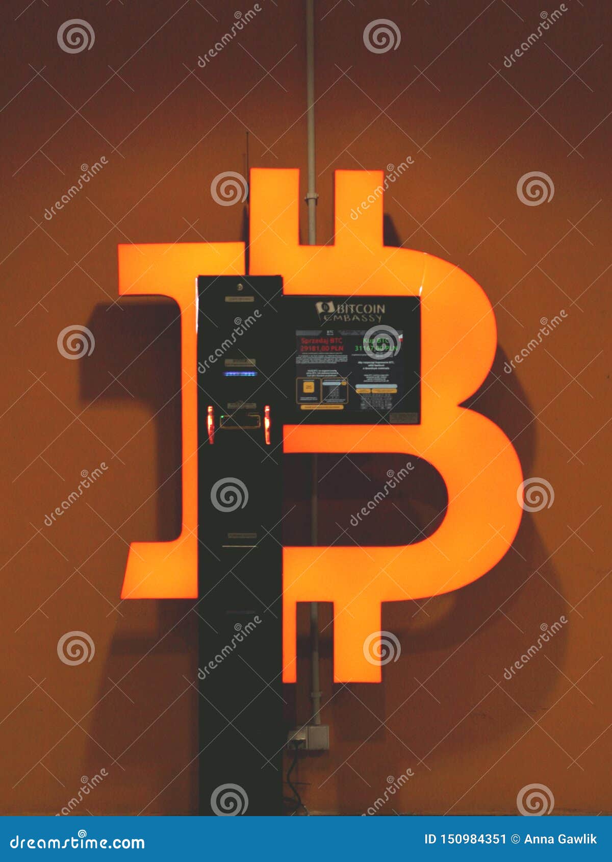 Bitcoin ATM Poland editorial photo. Image of finance - 150984351