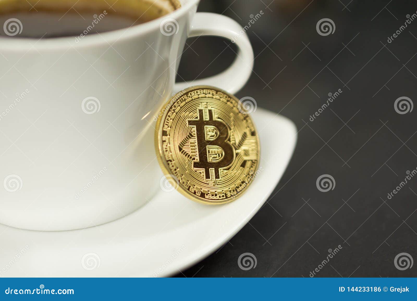 523 Foam Coin Stock Photos - Free & Royalty-Free Stock Photos from  Dreamstime
