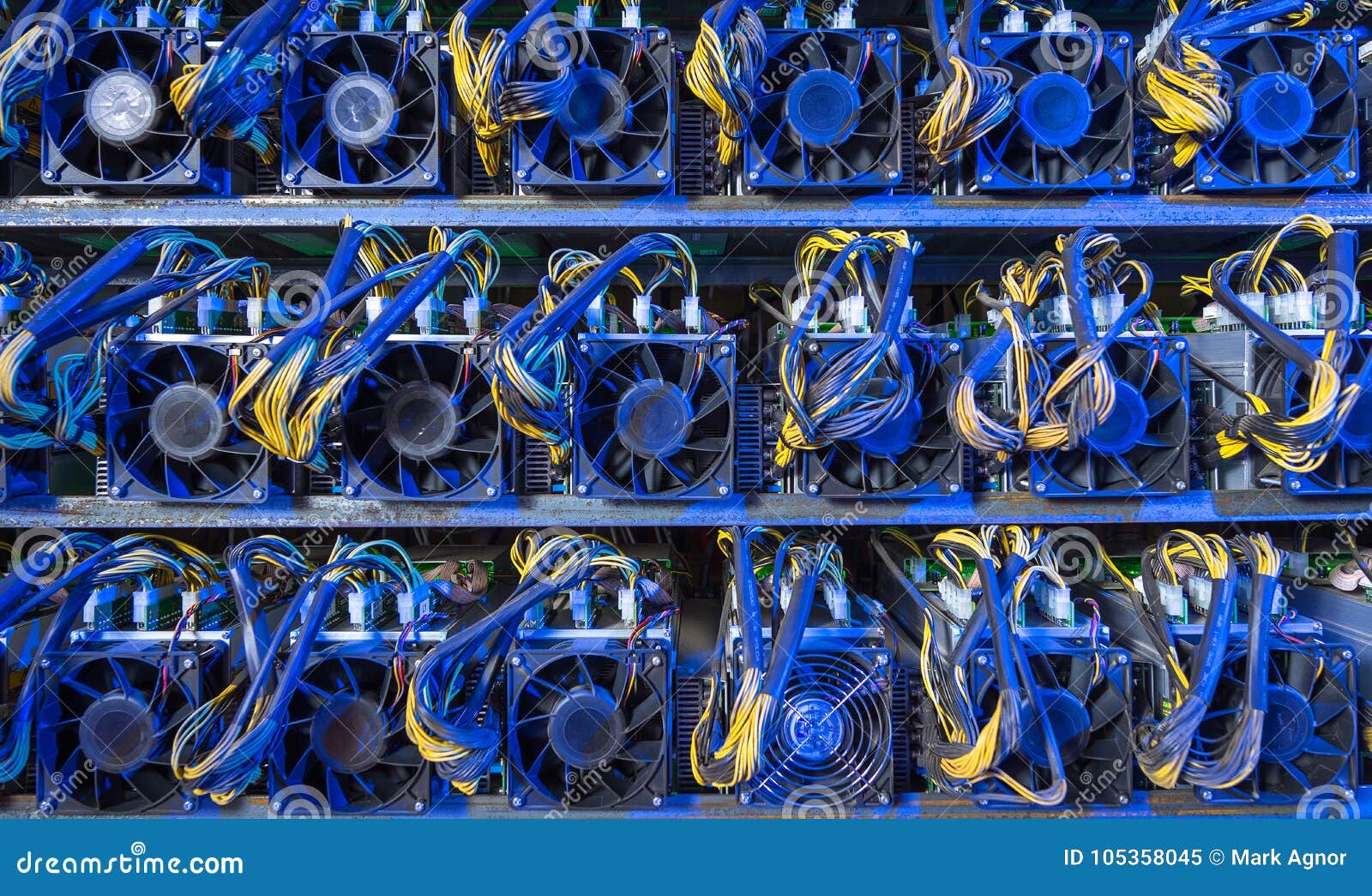 Bitcoin Cryptocurrency Mining Farm Stock Image - Image of blockchain, data:  105358045