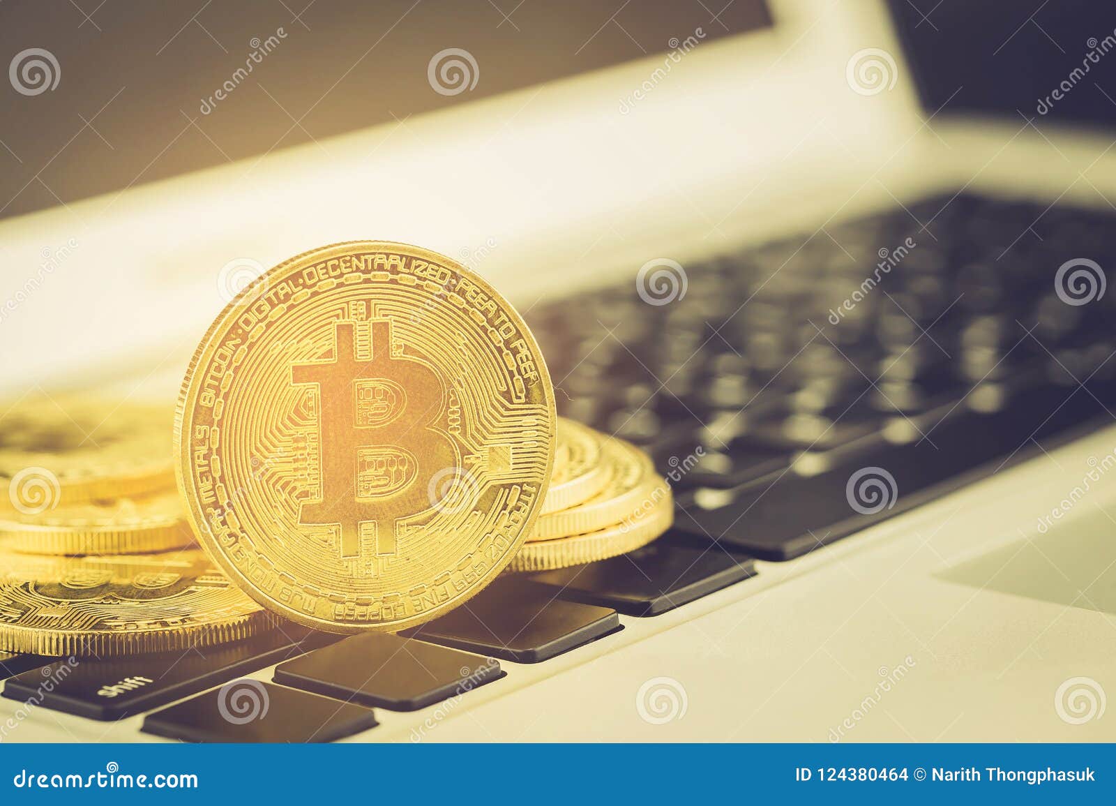 stoc comercial bitcoin care este cea mai bună platformă de tranzacționare crypto