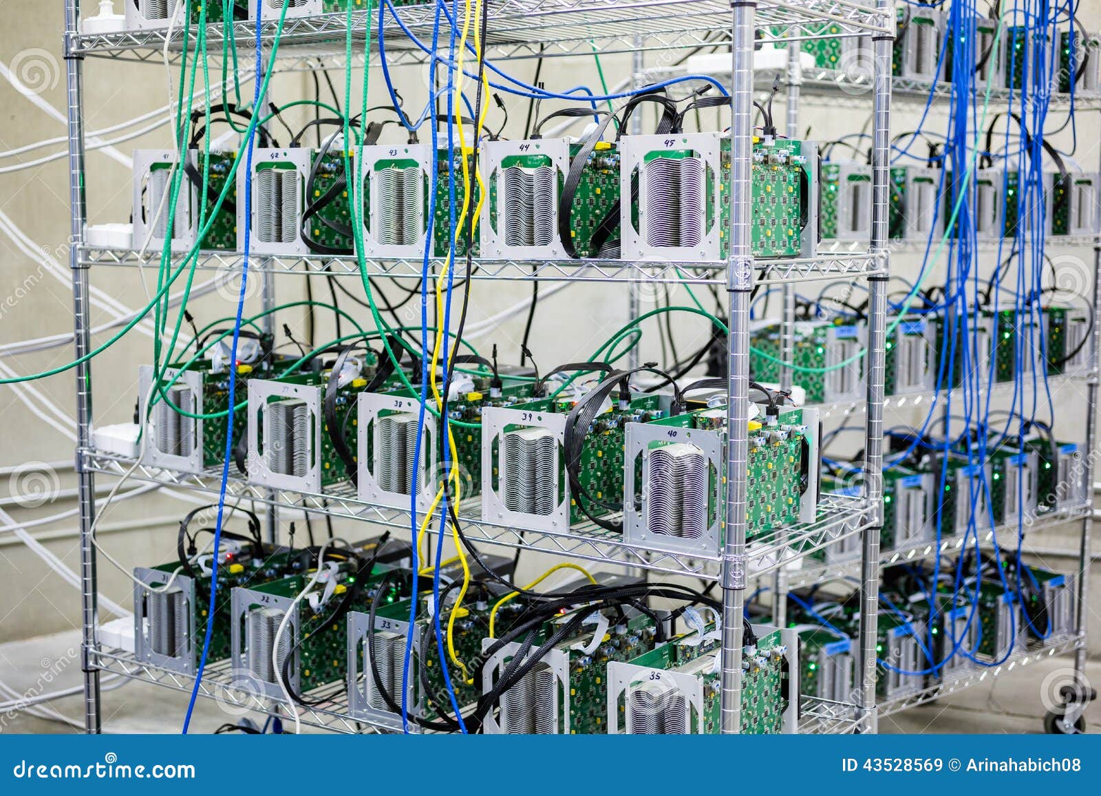 Bitcoin Mining Editorial Stock Image Image Of Electronic 43528569 - 