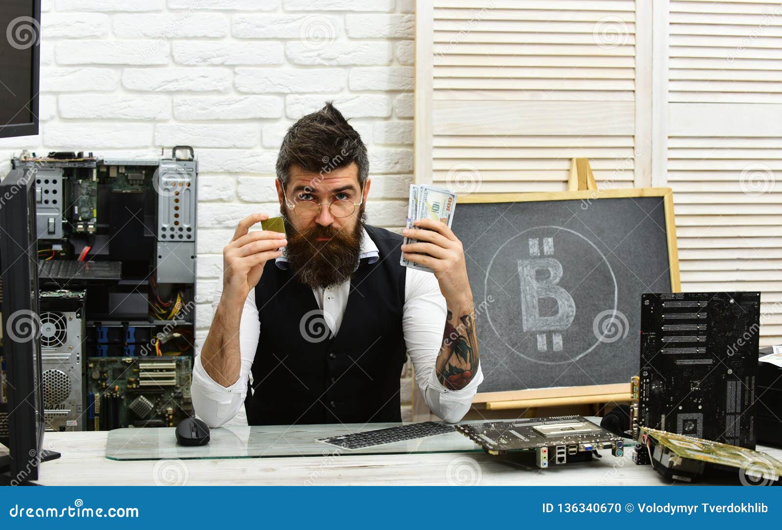 bitcoin mining machine virtual cursuri forex moldova