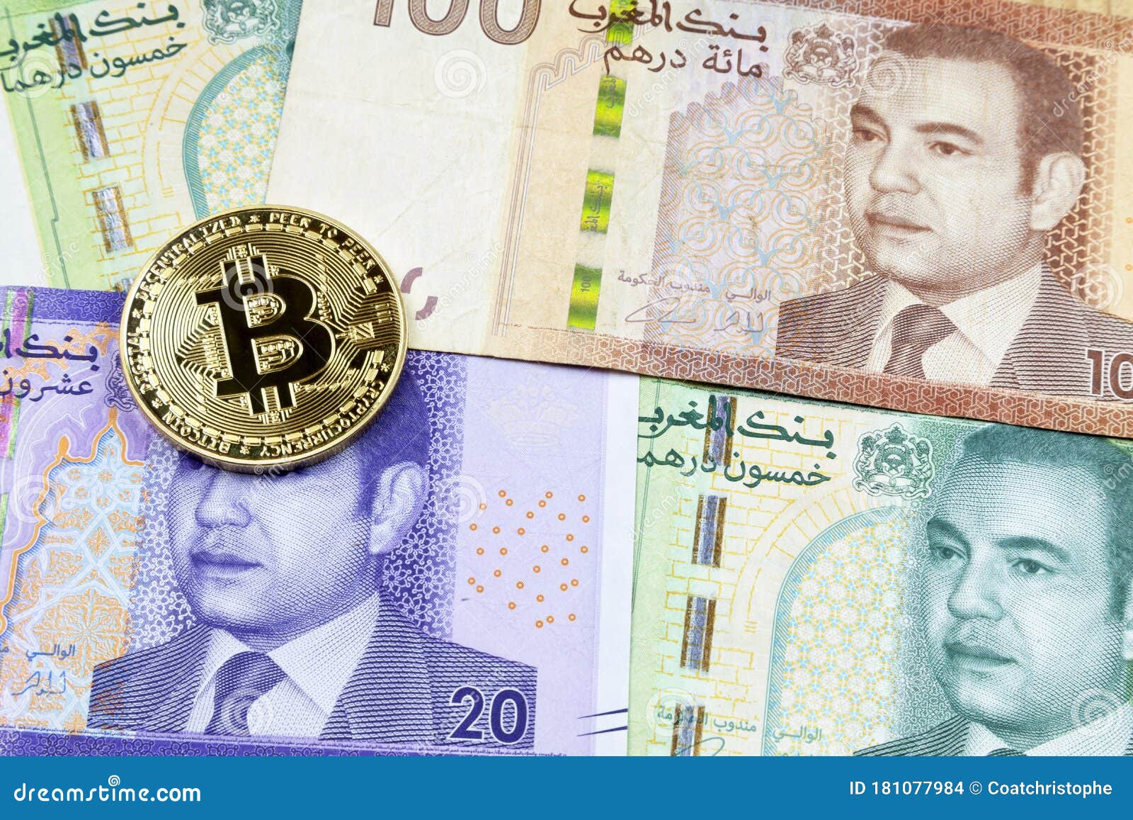 Bitcoin Sur Une Pile De Dirham Marocain Photo stock - Image du  consommationisme, maroc: 181077984