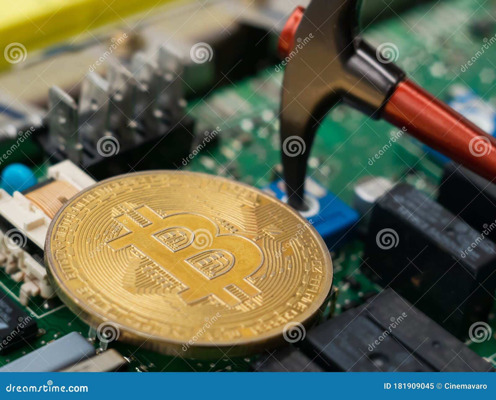 1,029 Pickaxe Mining Stock Photos - Free & Royalty-Free Stock Photos from  Dreamstime