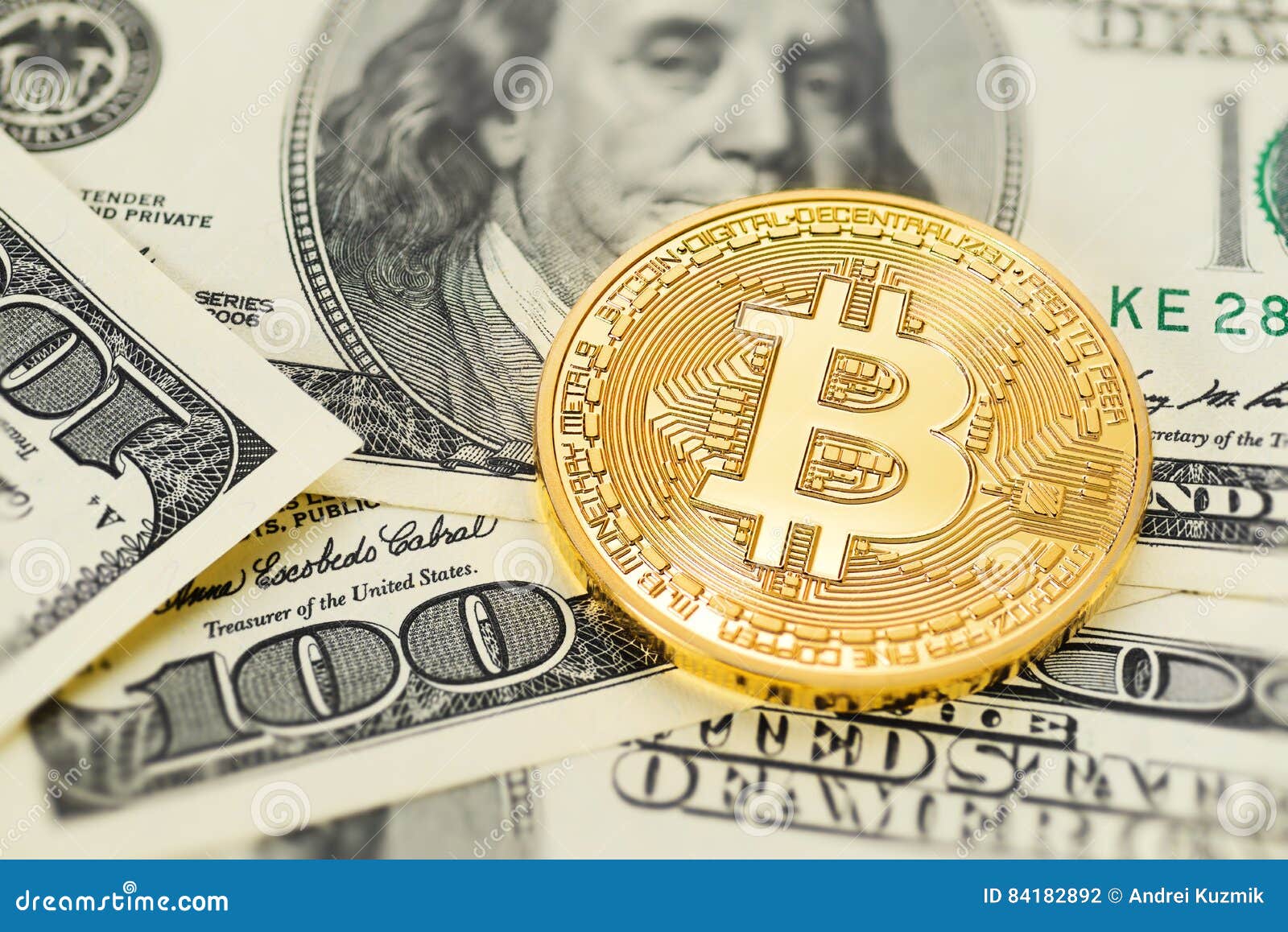 Bitcoin Y Billetes De Dólar Foto de archivo - Imagen de cuenta, dinero:  84182892